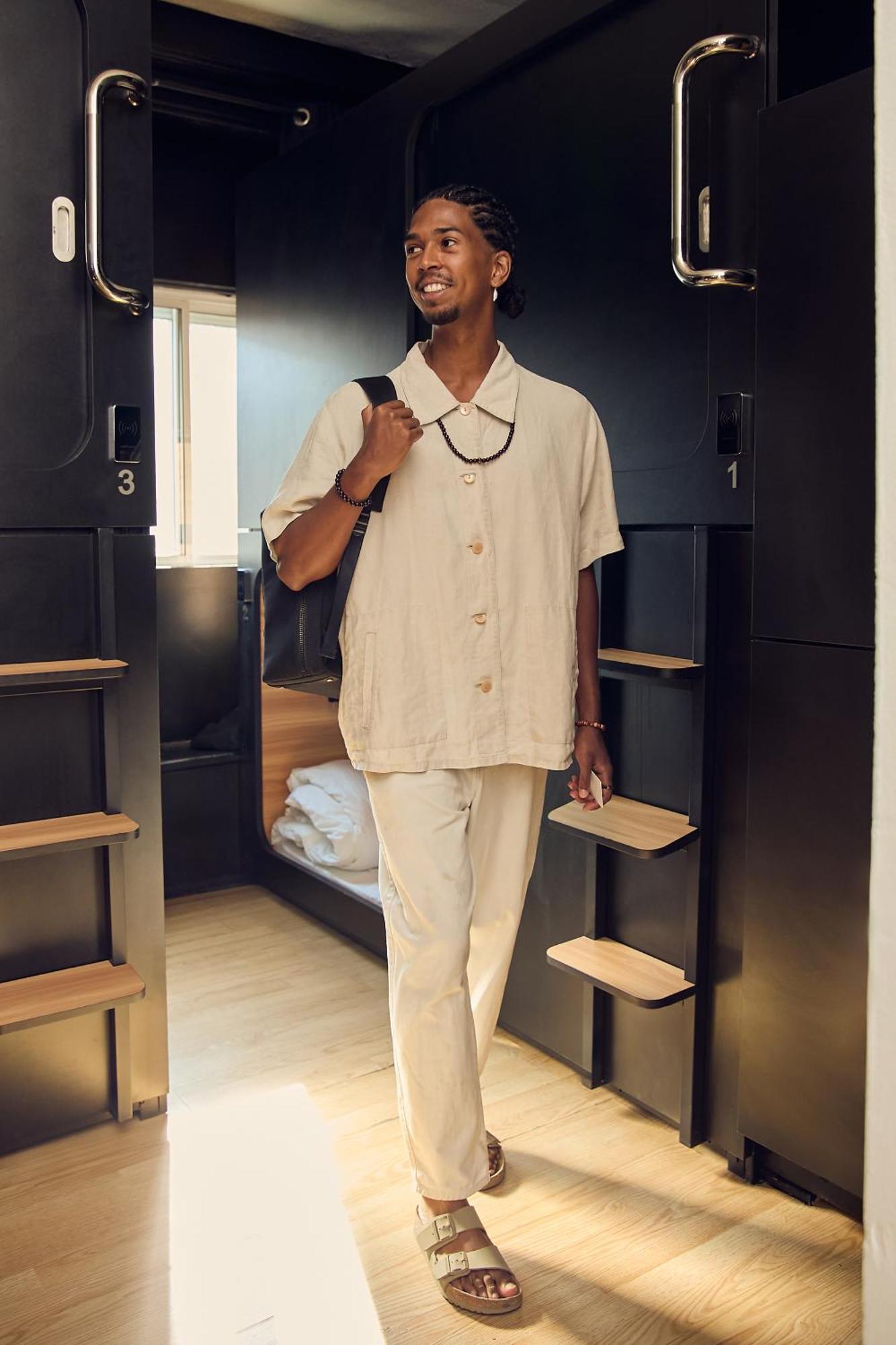Capsule Hotel Montreal Ngoại thất bức ảnh