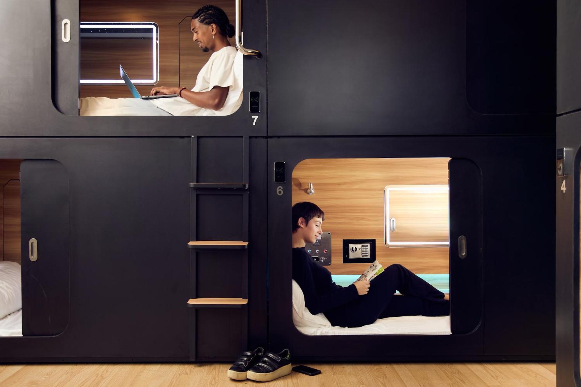 Capsule Hotel Montreal Ngoại thất bức ảnh